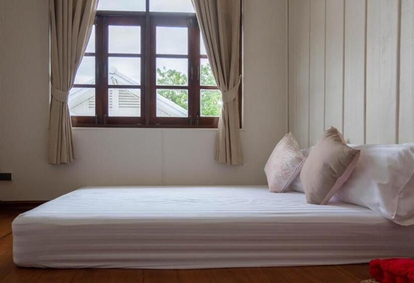 Номер Стандарт, Baan Suan Krung Kao