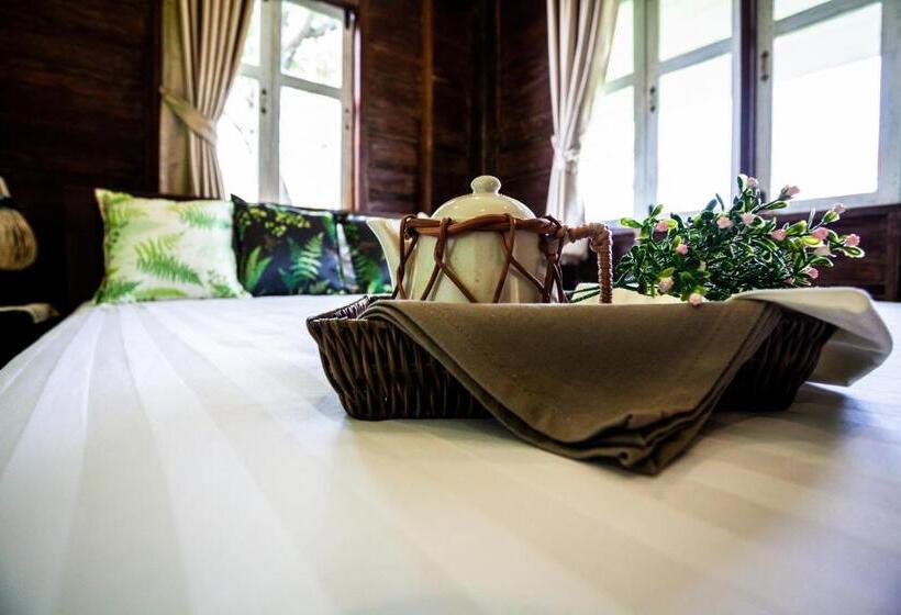 Люкс Deluxe Кровать Кинг, Baan Suan Krung Kao
