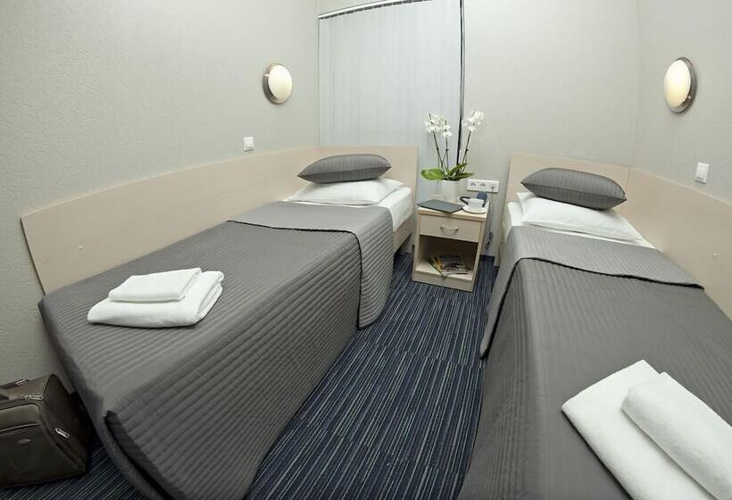 Номер Стандарт, Comfort Hotel Air Express Sheremetievo