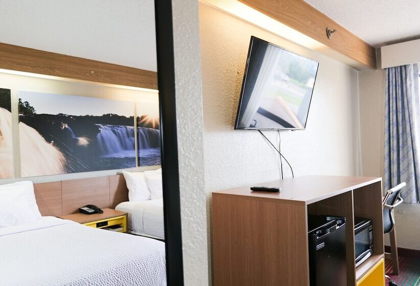 اتاق استاندارد با 2 تخت دوبل, Days Inn By Wyndham Flint/bishop International Airport