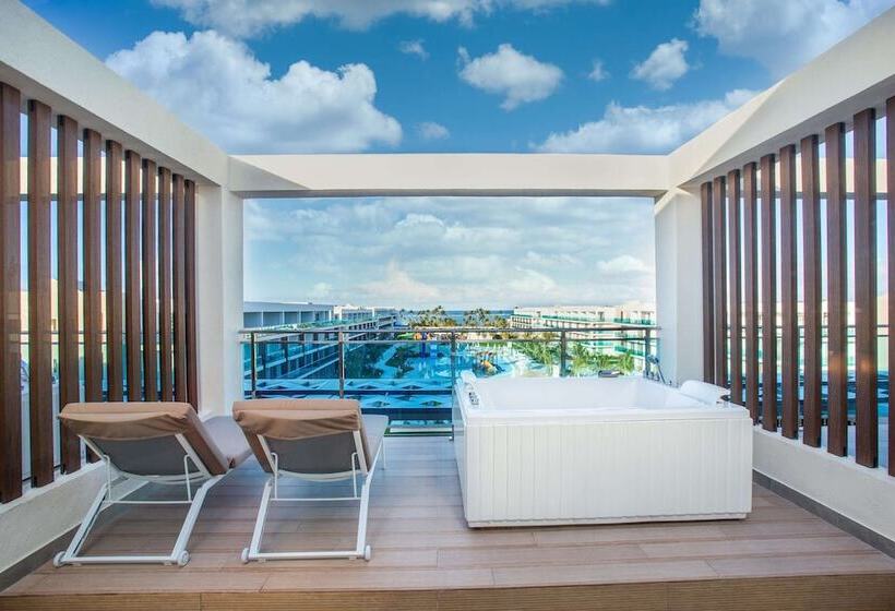 اتاق سوپریور با چشم‌انداز دریا, Serenade Punta Cana Beach & Spa Resort