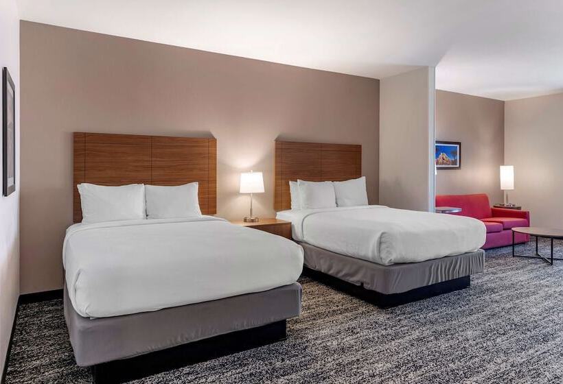 장애인을 위한 스위트, Best Western Plus Desert View Inn & Suites