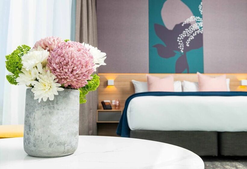 프리미엄 룸 도시 전망, Crowne Plaza Adelaide, An Ihg