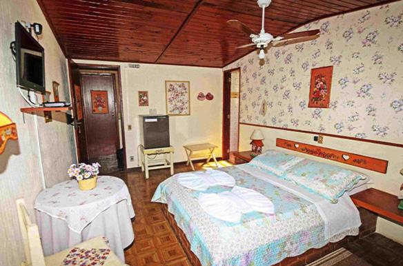 Номер Стандарт Трехместный, Nova Pousada Chamonix