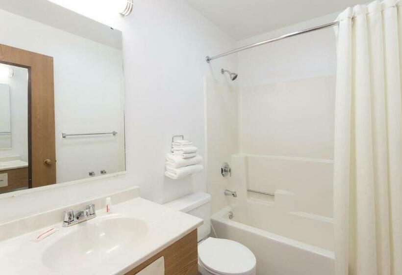 Люкс Повышенной Комфортности, Super 8 By Wyndham Rock Falls Sterling Area