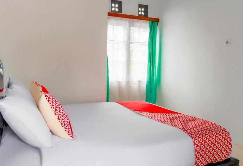Номер Стандарт, Oyo 2903 Putri Residence Syariah