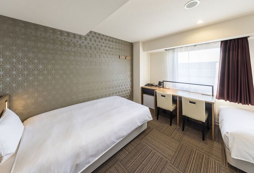Номер Стандарт, Tosei Hotel & Seminar Makuhari