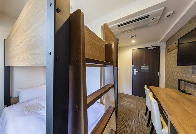Номер Стандарт с Койками, Tosei Hotel & Seminar Makuhari