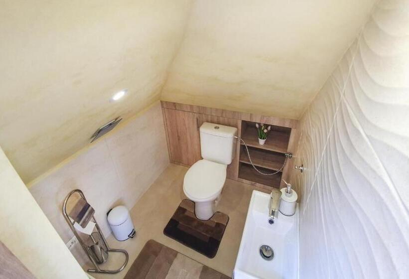 غرفة عائلية, Casa Perla