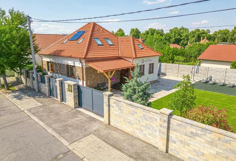 غرفة قياسية, Casa Perla