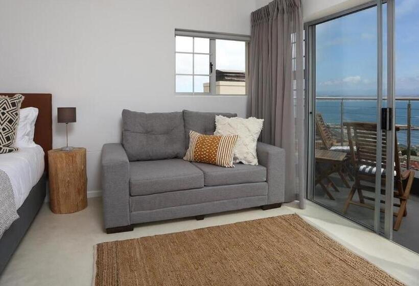 جناح ديلوكس مطل على البحر, The Lookout Guest House