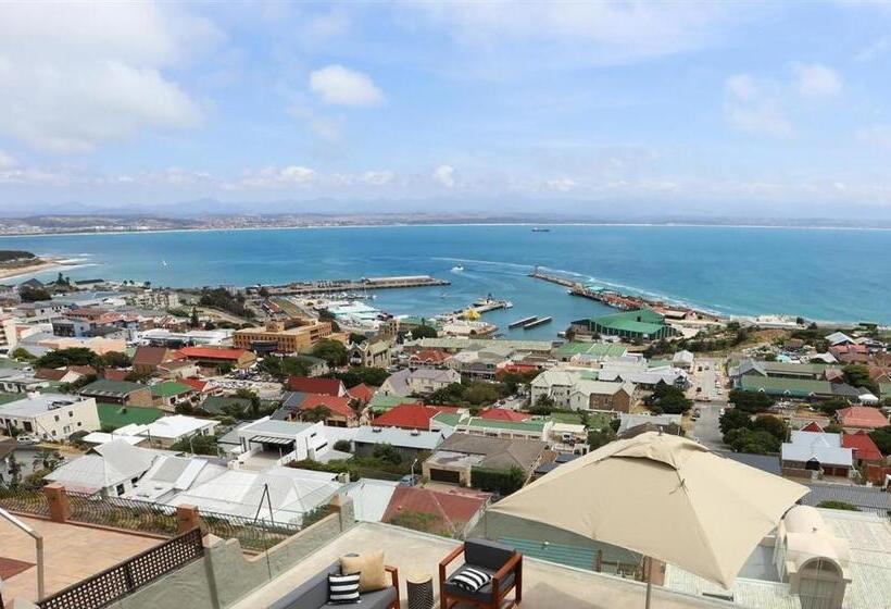Deluxe Suite Sea View, The Lookout Guest House
