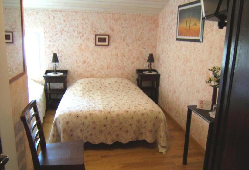 컴포트 트리플 룸, Chambres D'hôtes Domaine D'en Baleux