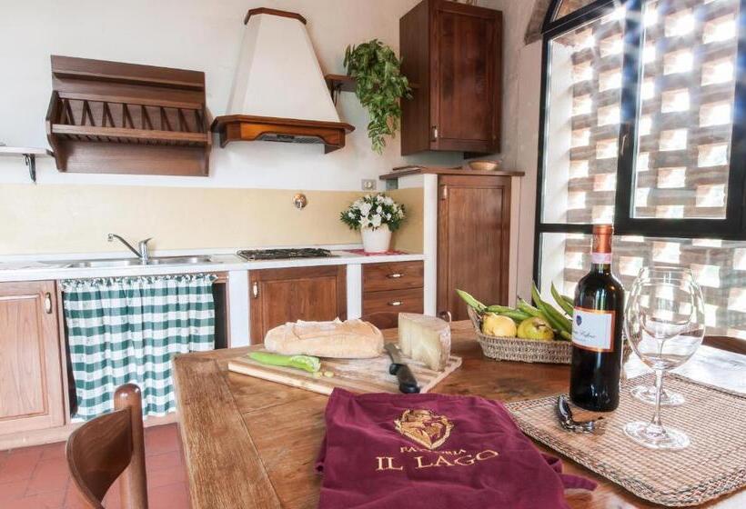 带2个卧室的高级公寓, Fattoria Il Lago