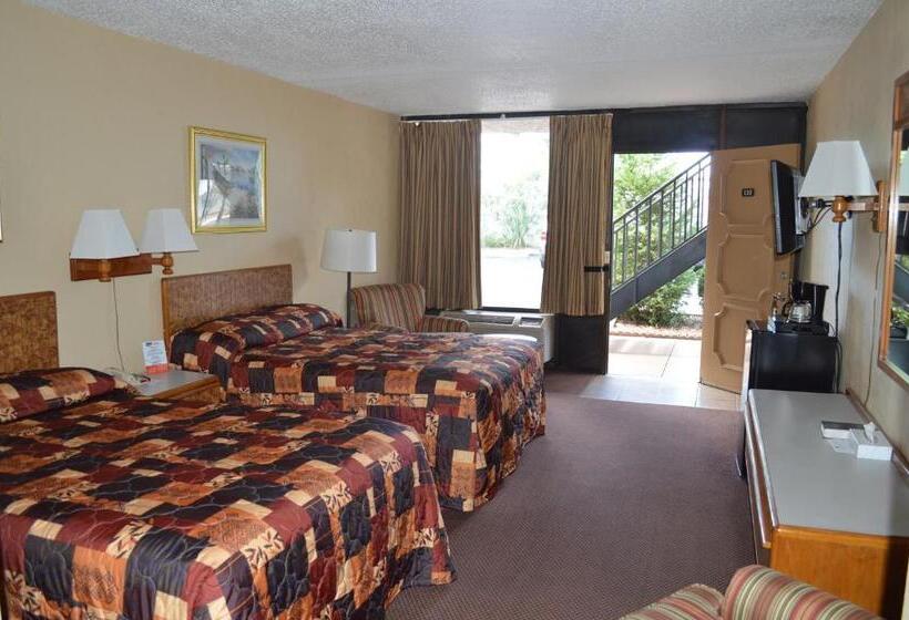 장애인을 위한 스탠다드 룸, Tarpon Shores Inn