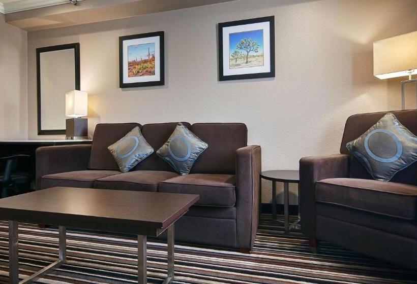 Люкс Кровать Кинг, Best Western Plus Diamond Valley Inn
