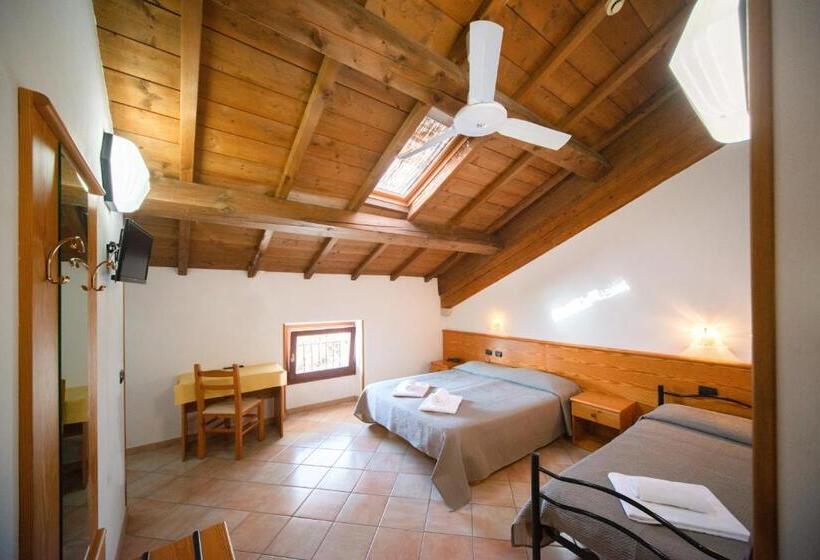 スタンダードトリプルルーム, Albergo Al Platano