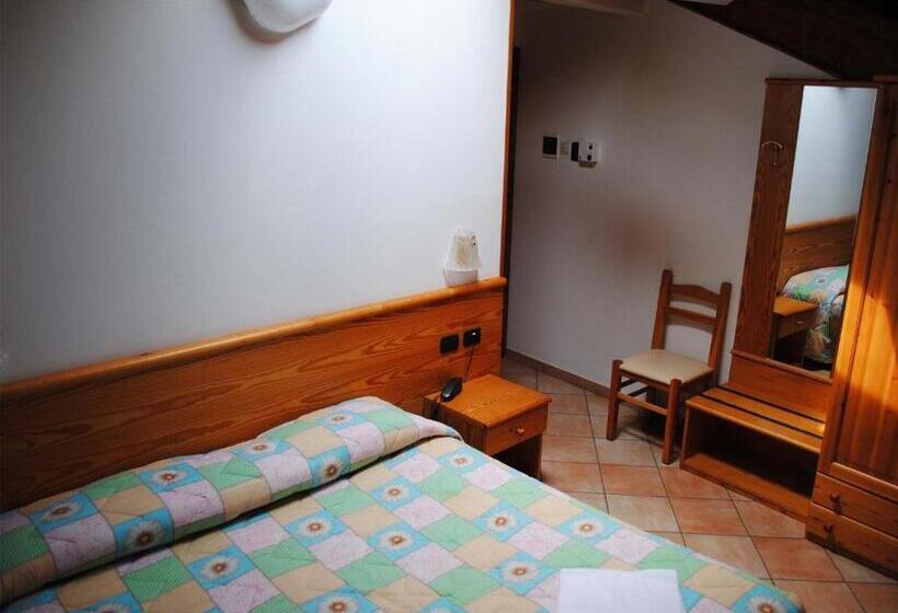 Номер Стандарт, Albergo Al Platano