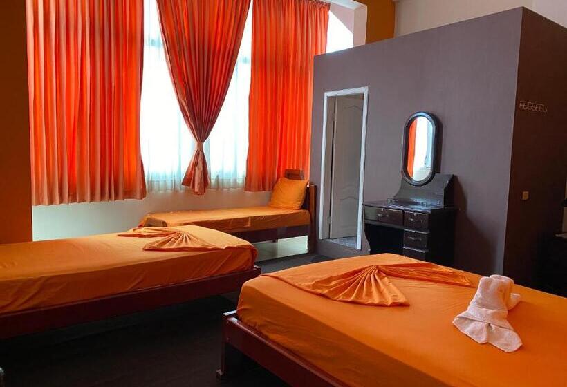 اتاق خانوادگی, Hostal Puerto Azul