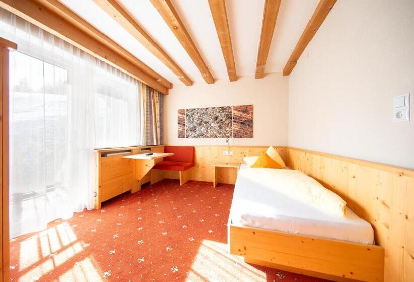 اتاق استاندارد یک نفره, Haus Stefanie