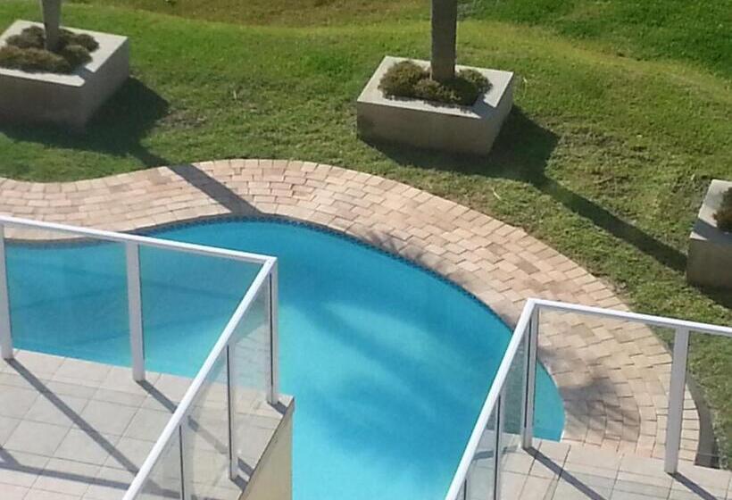 Люкс с гидромассажем, The Homestead Margate   South Africa