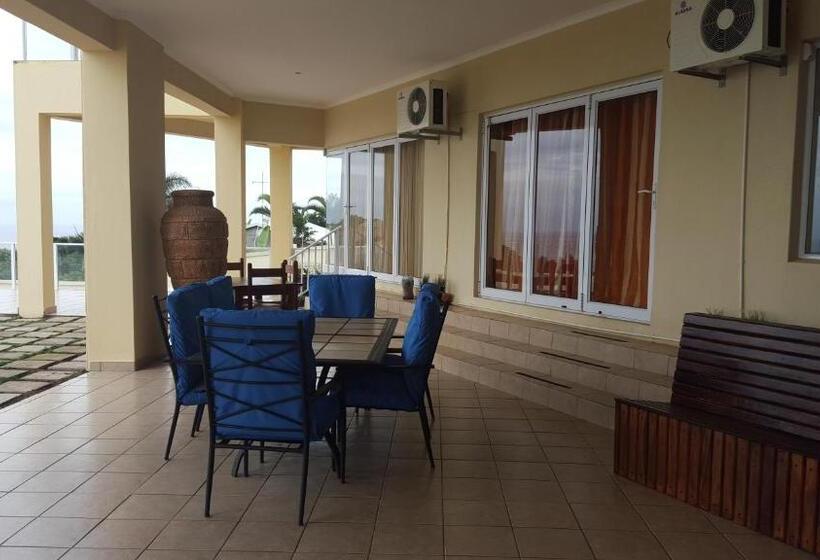 Номер Стандарт Вид на Бассейн, The Homestead Margate   South Africa
