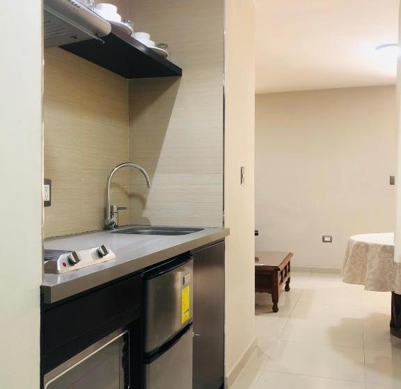 スーペリアースイート, Suites San Luis