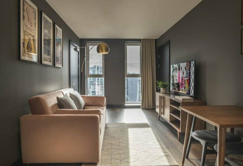 Апартаменты 1 Спальня, The Gate London City