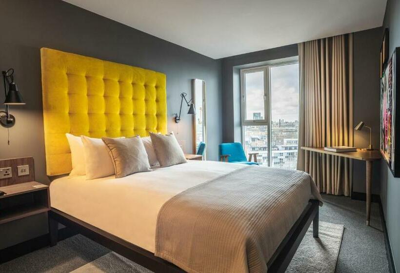 Студия Superior, The Gate London City