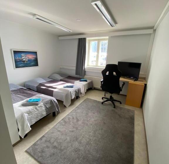 Номер Стандарт Трехместный, Hostel400kokkola