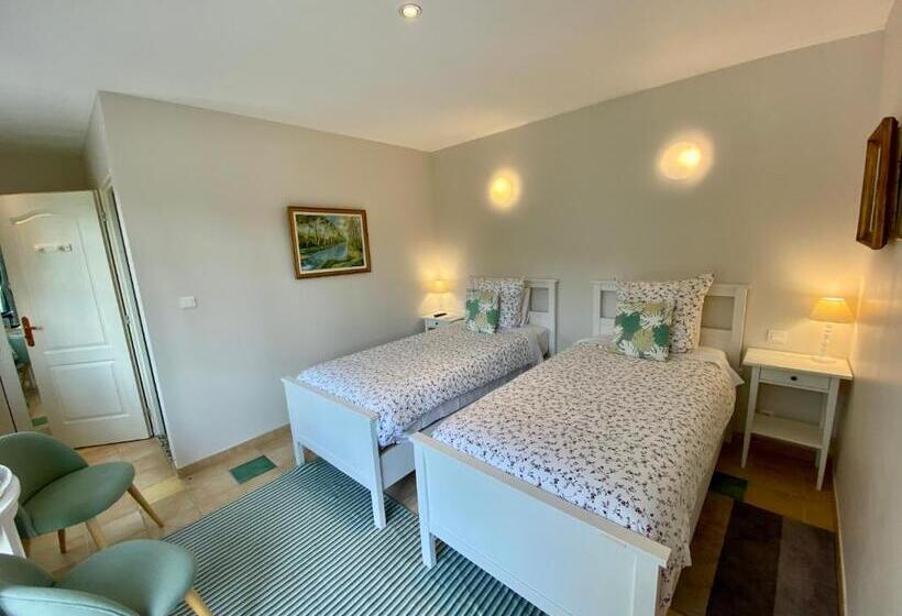 标准间带露台, Sans Souci Bed And Breakfast Luxe Heated Pool And Restaurant