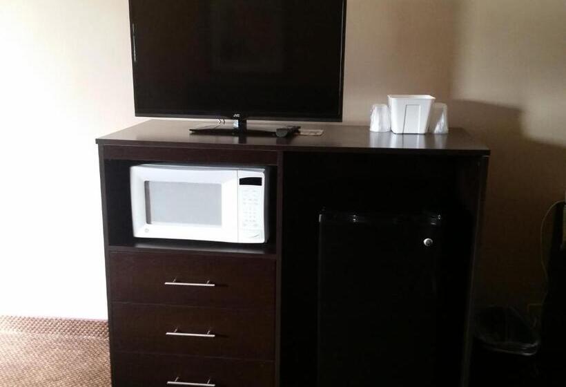 Номер Стандарт, German Village Inn Motel