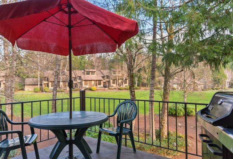 Люкс 2 Спальни, Whispering Woods Resort