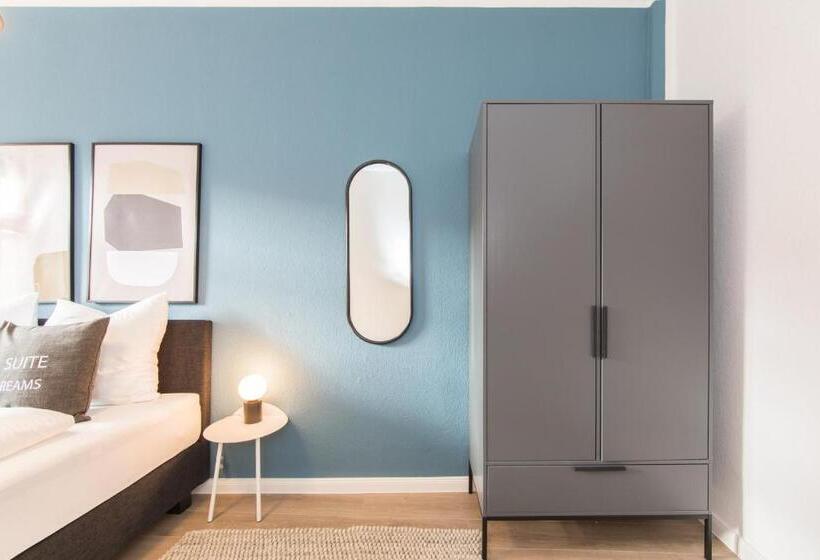 2 Bedroom Suite with Balcony, Limehome Dresden Jordanstraße