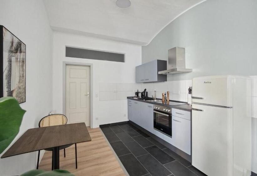 스탠다드 스튜디오, Limehome Dresden Jordanstraße