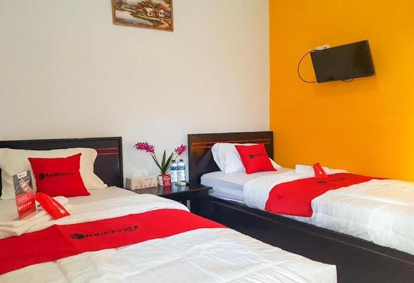 Номер Стандарт, Reddoorz Near Rsud Kota Luwuk