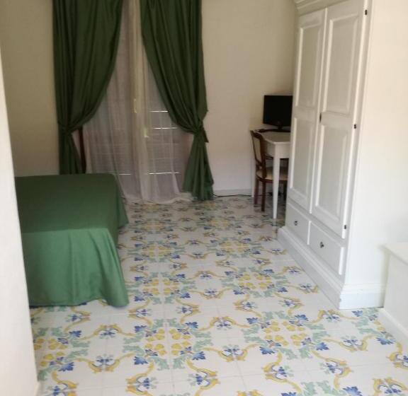 Номер Стандарт, Residence Villa San Giovanni