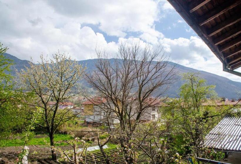 带1个卧室的带阳台的公寓, Guesthouse Juli