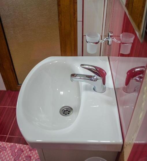 标准工作室带阳台, Guesthouse Juli