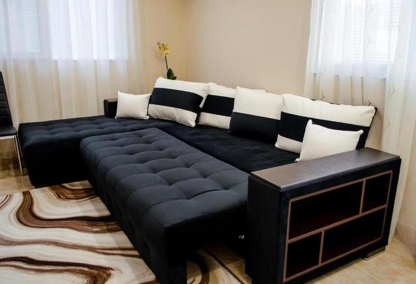 带1个卧室的带阳台的公寓, Guesthouse Juli