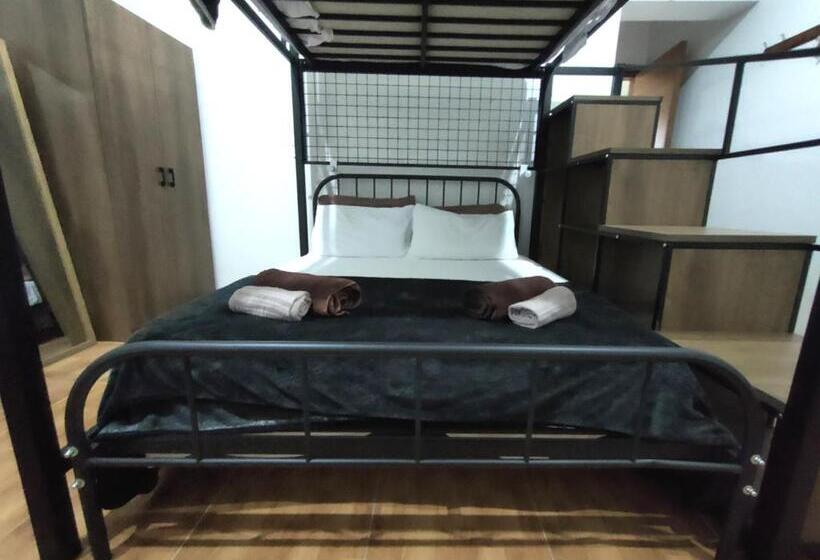 اتاق خانوادگی با چشم‌انداز جانبی دریا, Jessica Flat Malta Royal Guesthouse