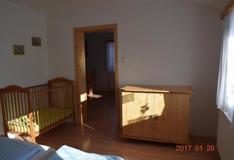 Family Suite, U Oslíka