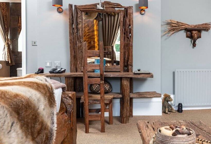 Номер Стандарт, Beaumont House