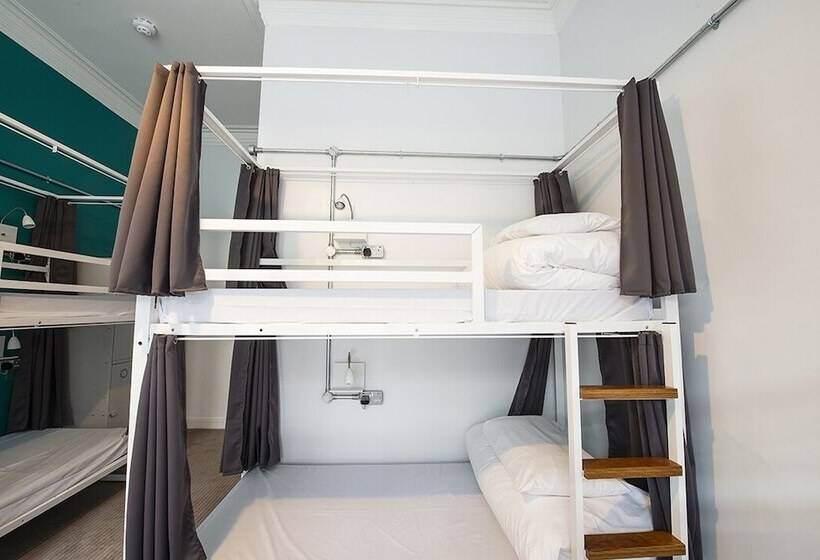 מיטה בחדר משותף, Safestay Glasgow Charing Cross