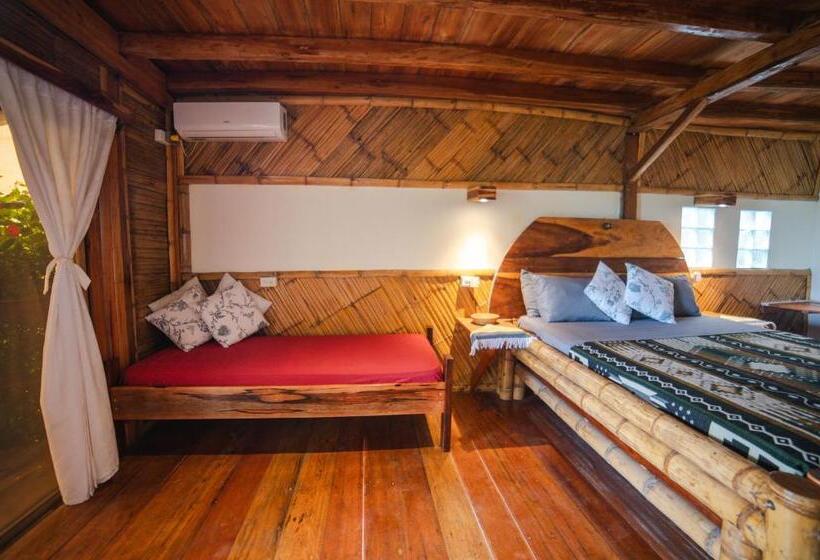 Deluxe Suite Sea View, Vistamar Guest House