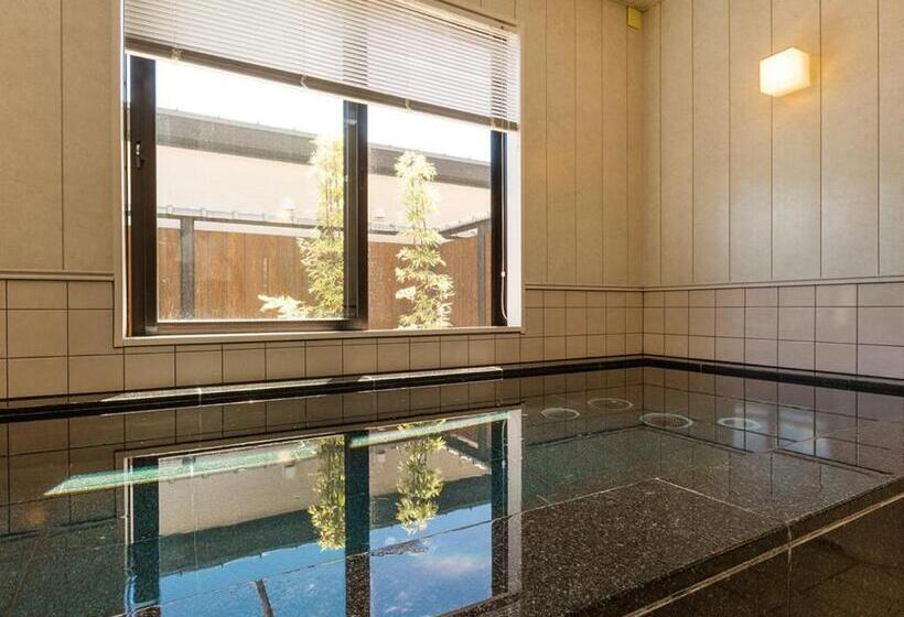 패밀리 룸, Racine Home Harie
