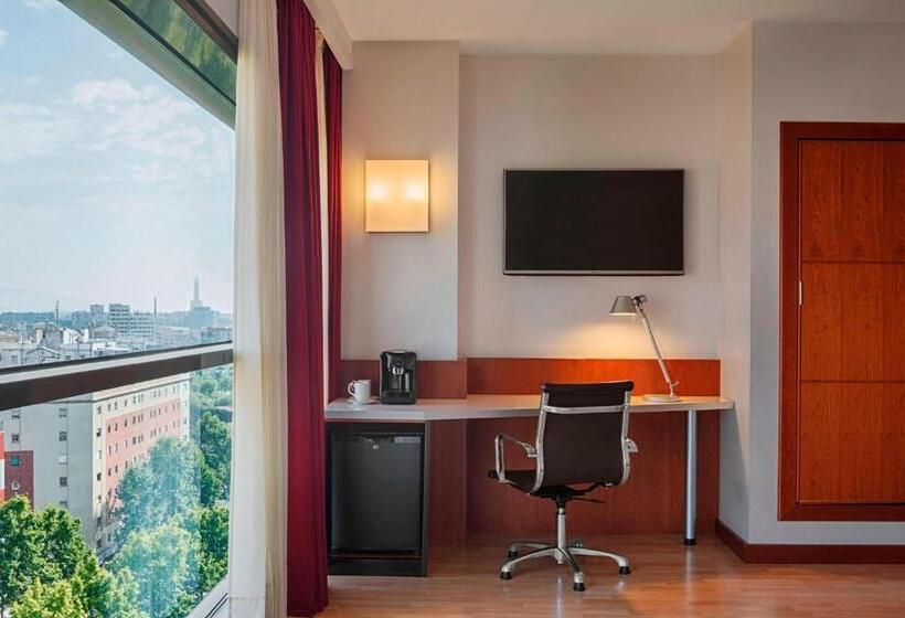 Стандартный Номер Кровать Кинг, Four Points By Sheraton Barcelona Diagonal
