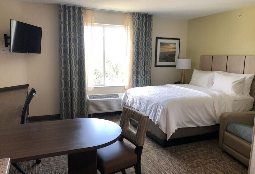 Студия Стандарт, Candlewood Suites   Panama City Beach Pier Park, An Ihg
