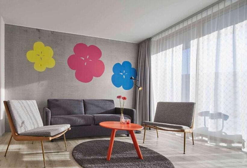 Люкс с Балконом, Flowers Hotel Essen