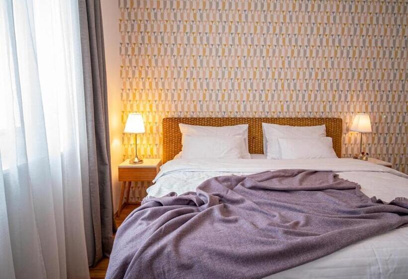 Апартаменты 2 Спальни с Балконом, Loidls Guesthouse